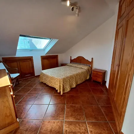 아파트 Piso A 50 Metros De Silgar, #e 산신소